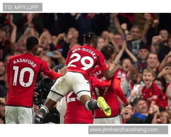 英超激战曼联迎战西汉姆红魔延续强势状态争夺胜利